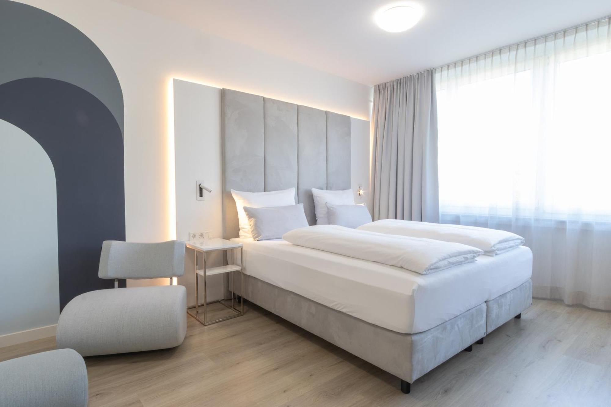 Zzzpace Smart-Hotel Крефелд Екстериор снимка