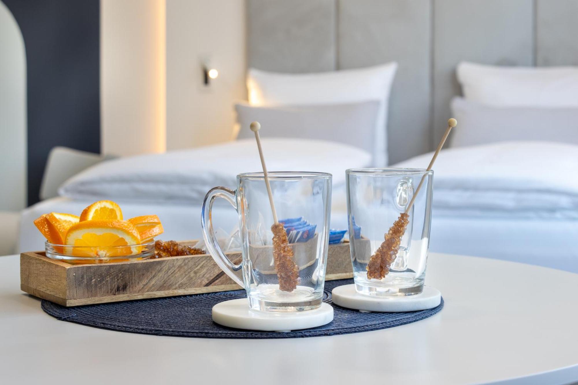 Zzzpace Smart-Hotel Крефелд Екстериор снимка